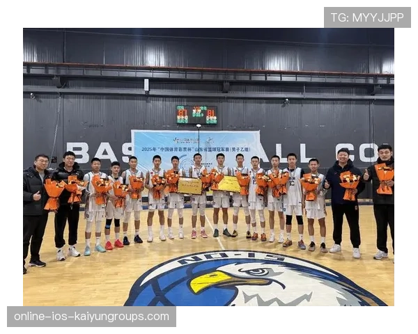 冠军球队备战赛季再度封闭集训，力争蝉联桂冠，冠军联赛小组赛